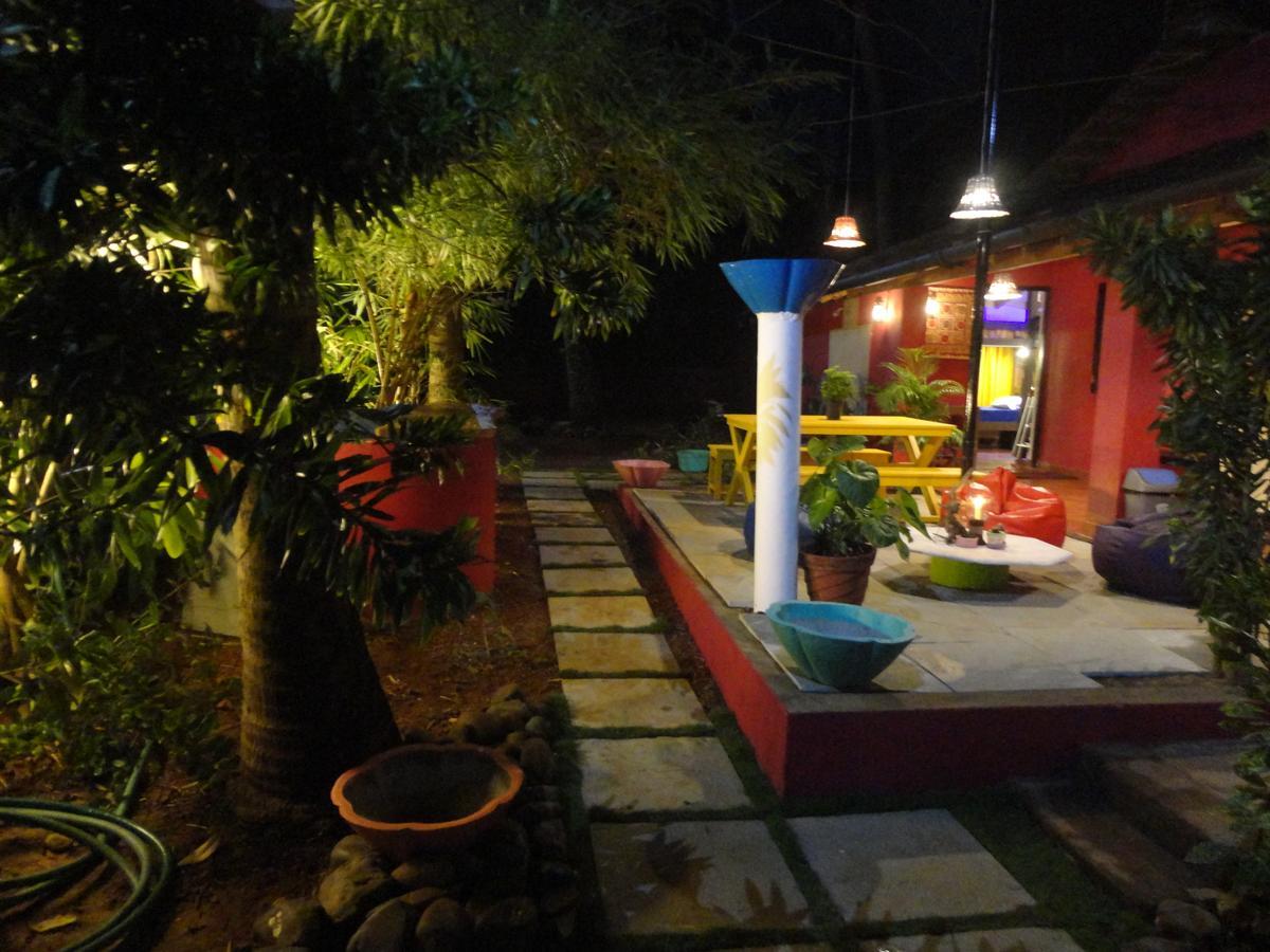 The Yuppi Hippi Female Hostel Anjuna Buitenkant foto