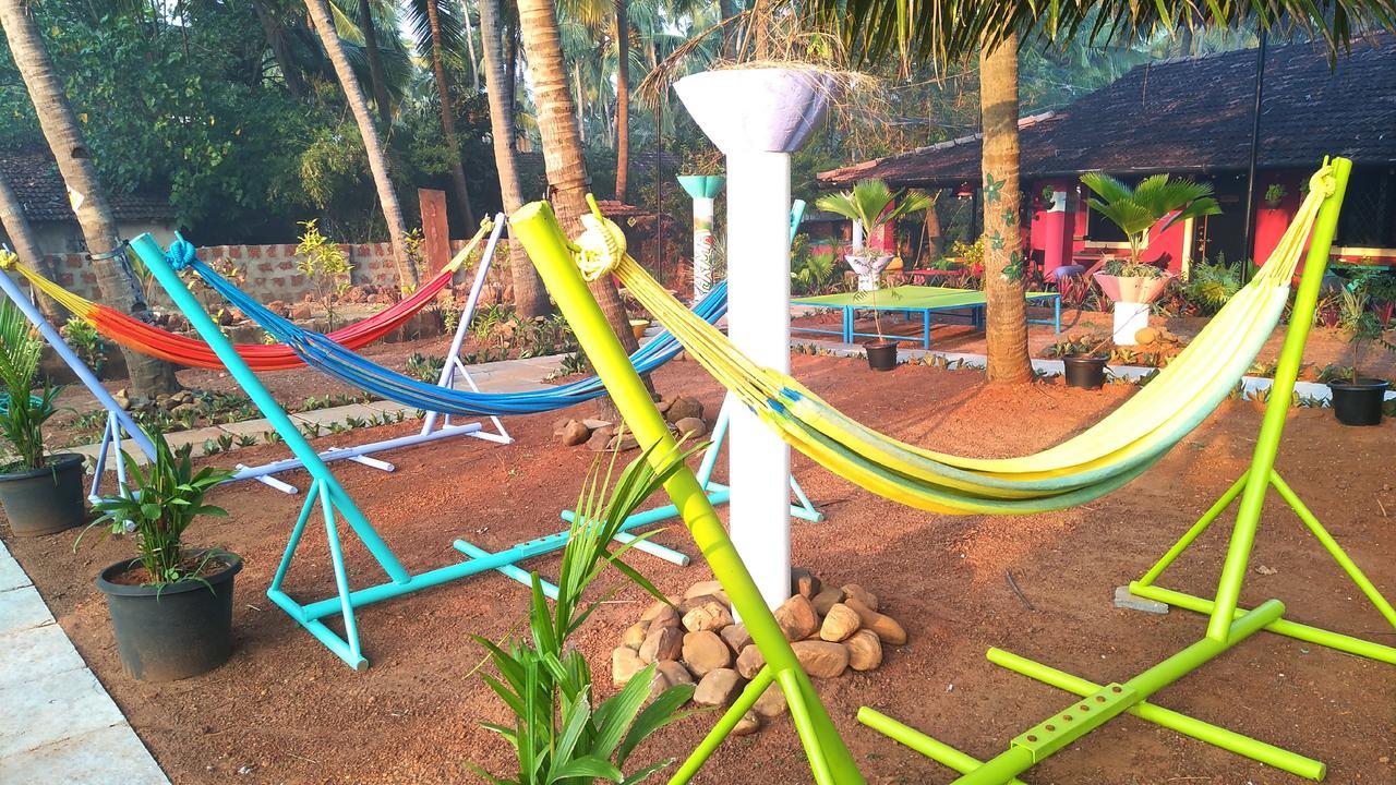 The Yuppi Hippi Female Hostel Anjuna Buitenkant foto